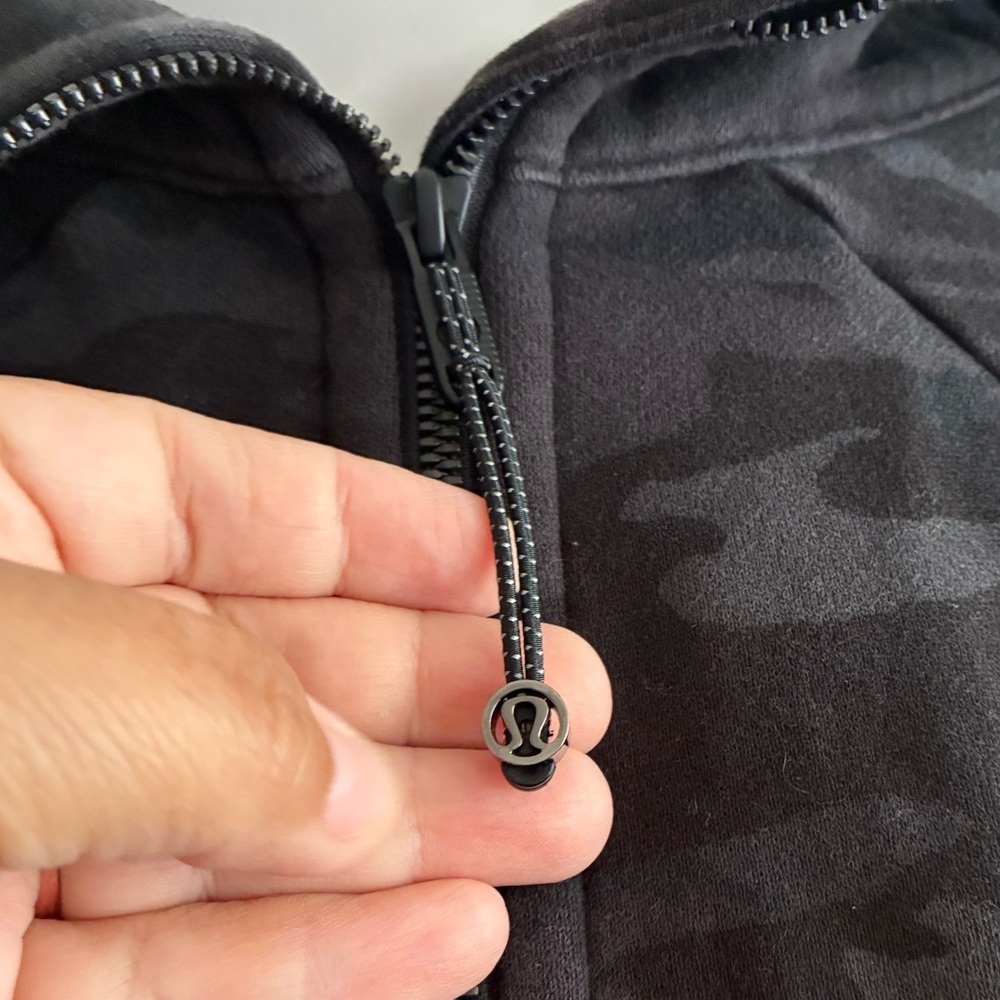 Lululemon Women's Scuba Hoodie Light Cotton Fleece Incognito Camo Gray 12 - Picture 10 of 13